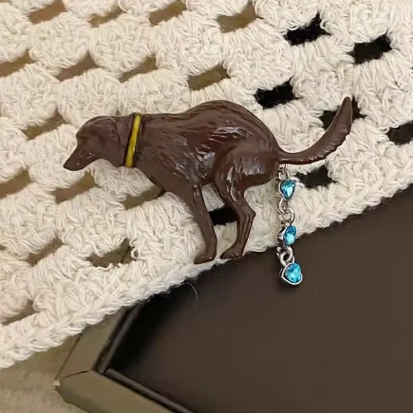 Pooping Brown Dog Brooch with Blue Accents - Picture 5 of 7